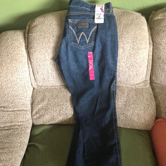 Ladies Wrangler Jeans - Picture 1 of 1